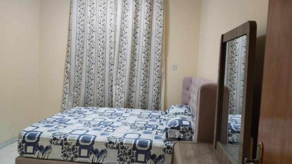 Holiday Home 2 Bedrooms Apartment For Family Only Sharjah Exterior foto